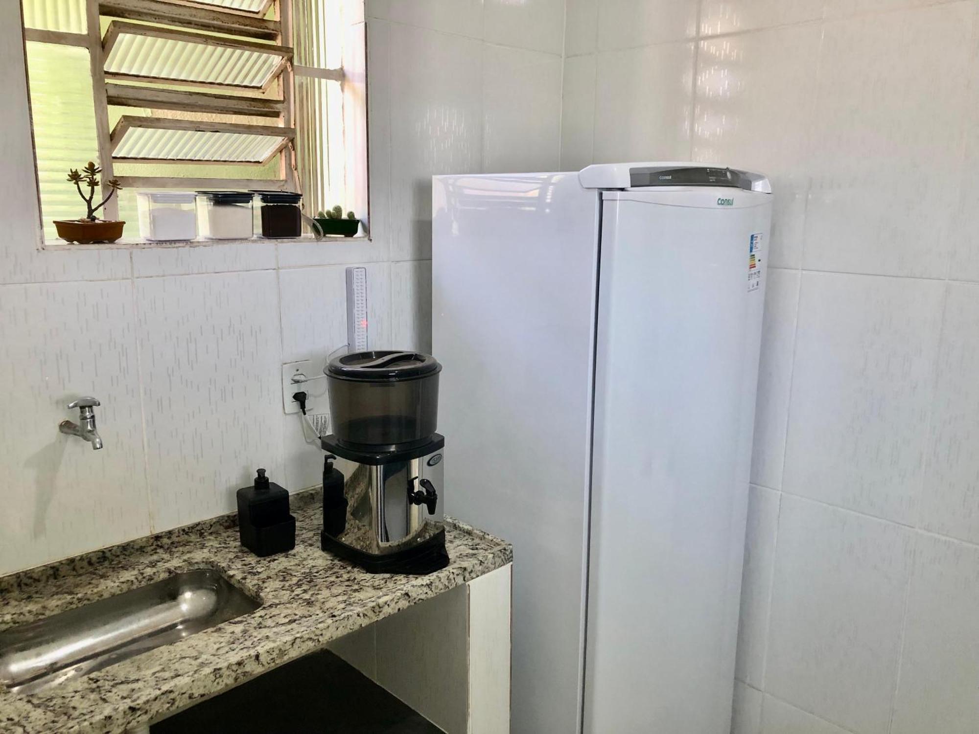 Casa Em Bh Santa Efigenia Villa เบโลโอรีซอนชี ภายนอก รูปภาพ