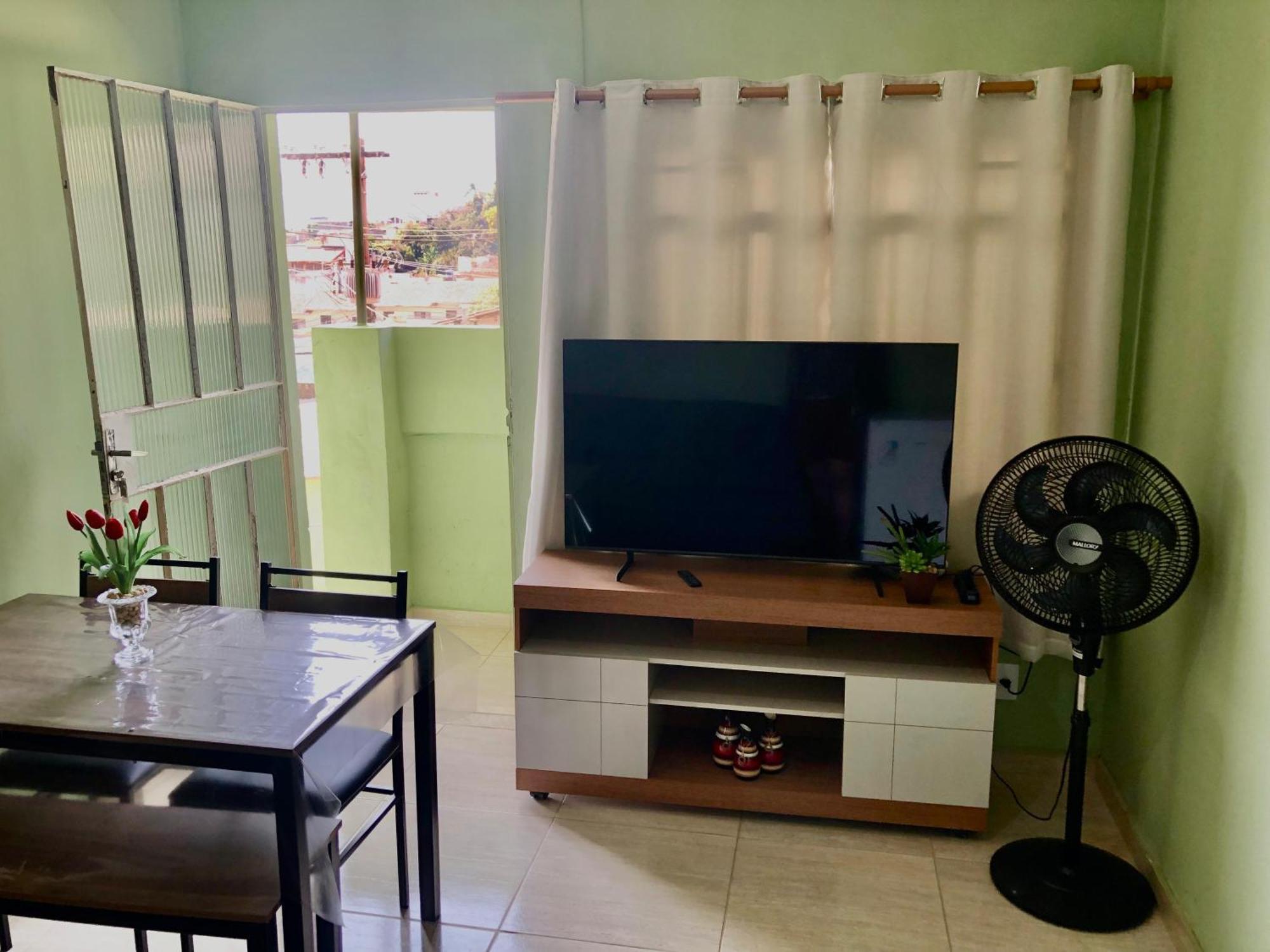 Casa Em Bh Santa Efigenia Villa เบโลโอรีซอนชี ภายนอก รูปภาพ