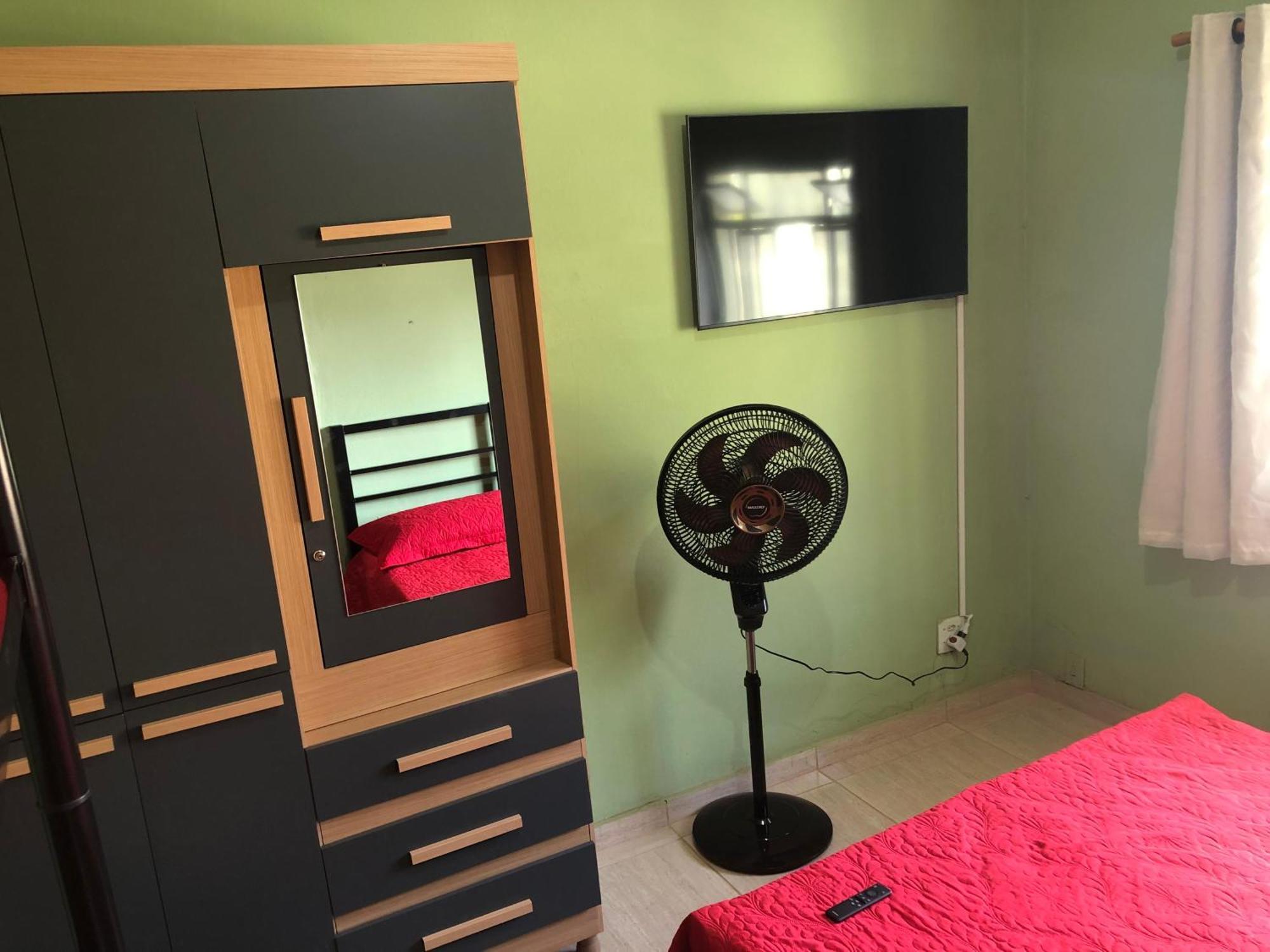 Casa Em Bh Santa Efigenia Villa เบโลโอรีซอนชี ภายนอก รูปภาพ